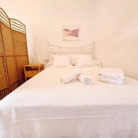 Apartamento Con Patio Sevillano מראה חיצוני תמונה