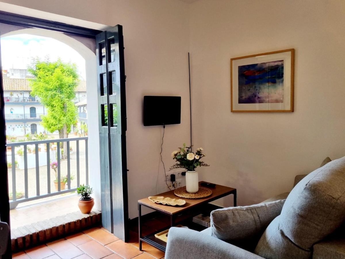 Apartamento Con Patio Sevillano מראה חיצוני תמונה